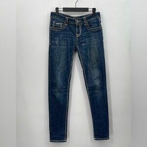 L.A. Idol Distressed Jeans